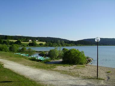 port du lac.jpg