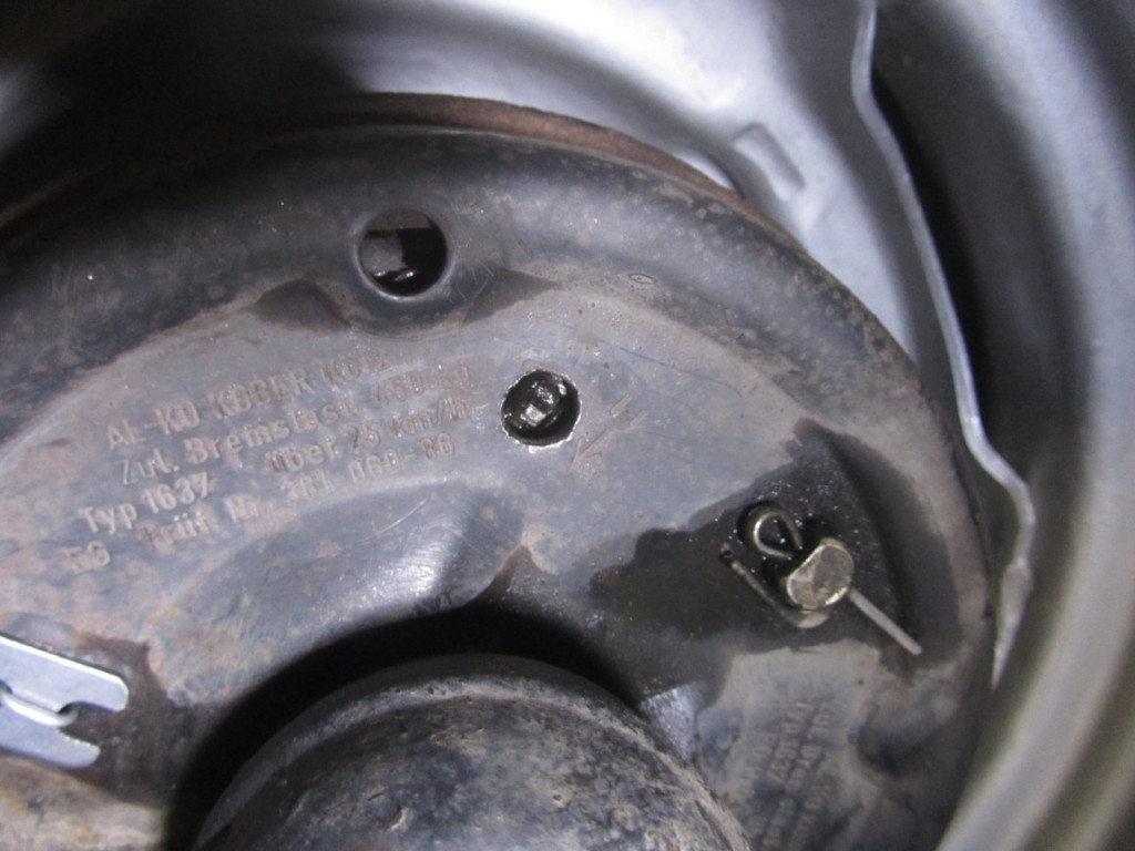 Dépose tambour frein 021.jpg