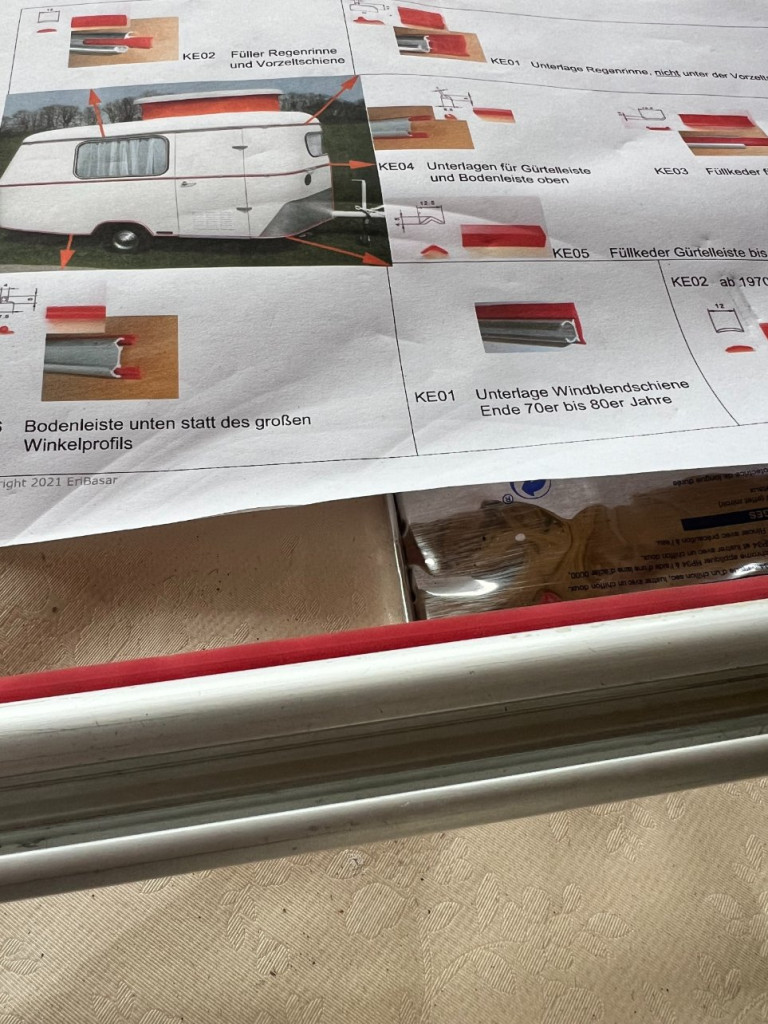 Rail de l'auvent après nettoyage et avec joint