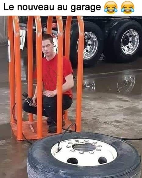 301194973_3275654369335745_6528304906586831754_n.jpg