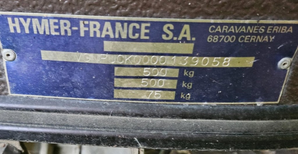 Plaque Puck 86.jpeg