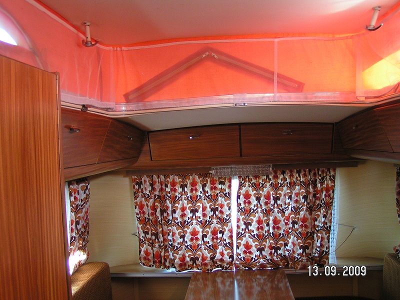 Intérieur bien conservé à l'état d'origine.