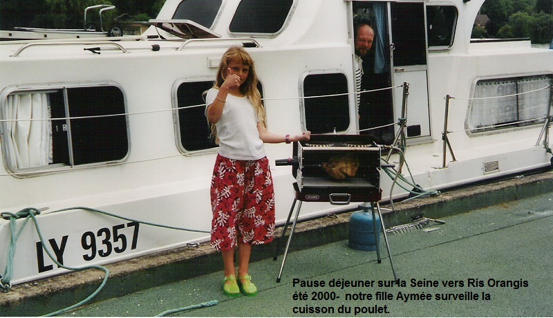 Bateau Escapade - halte déjeuner sur la Seine été 2000-forum.jpg