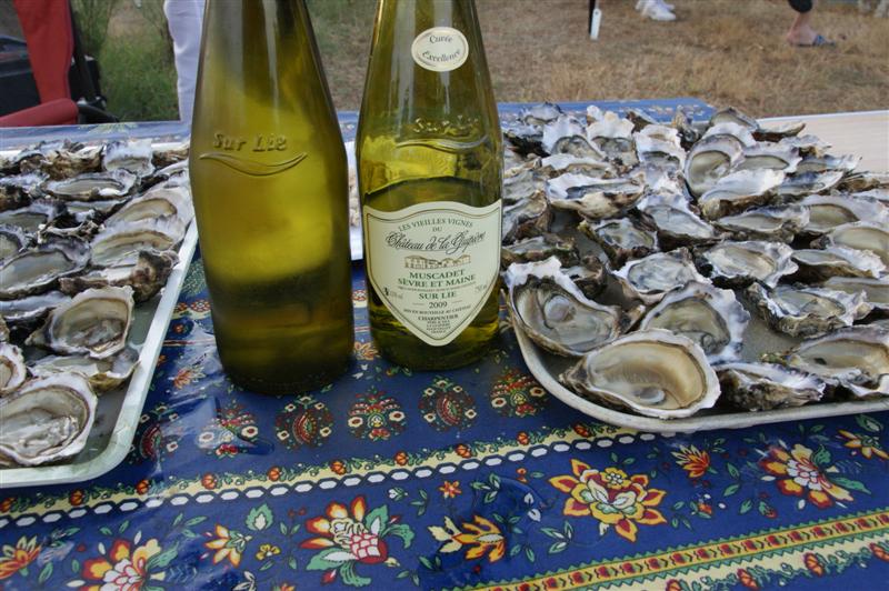 et samedi soir , apéro /huitres organisé par Bruno44
