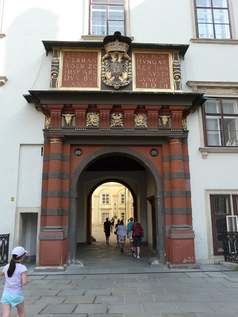 12 porte vienne.JPG