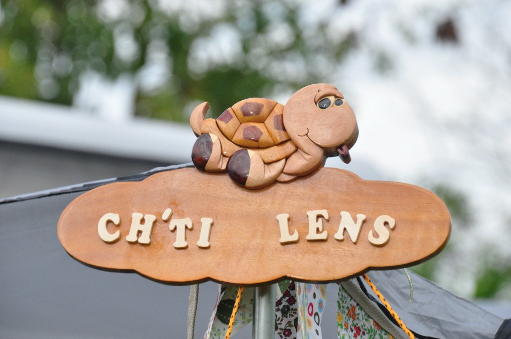 Bernard est un artiste