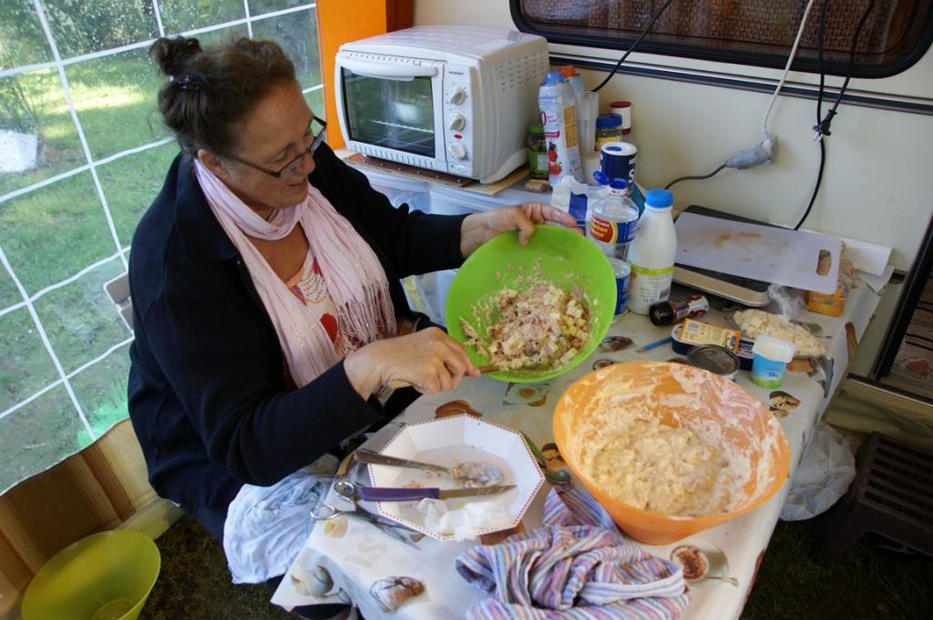 Claudine dans sa "cuisine" !!