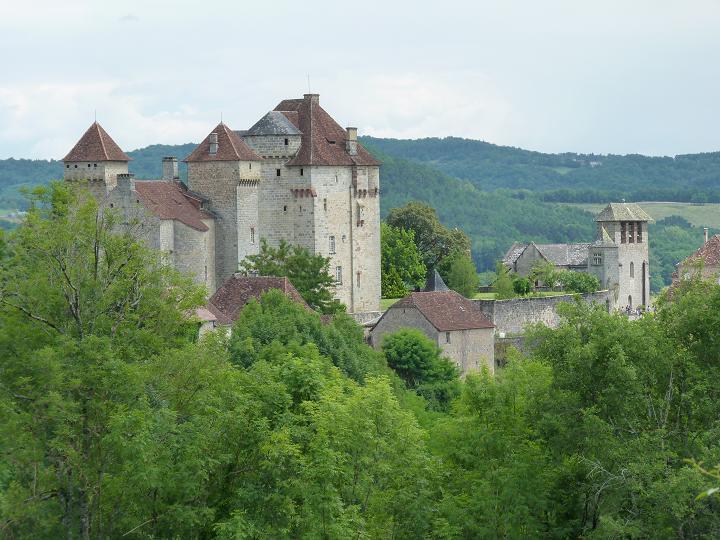 un des plus beaux village de france:curemonte