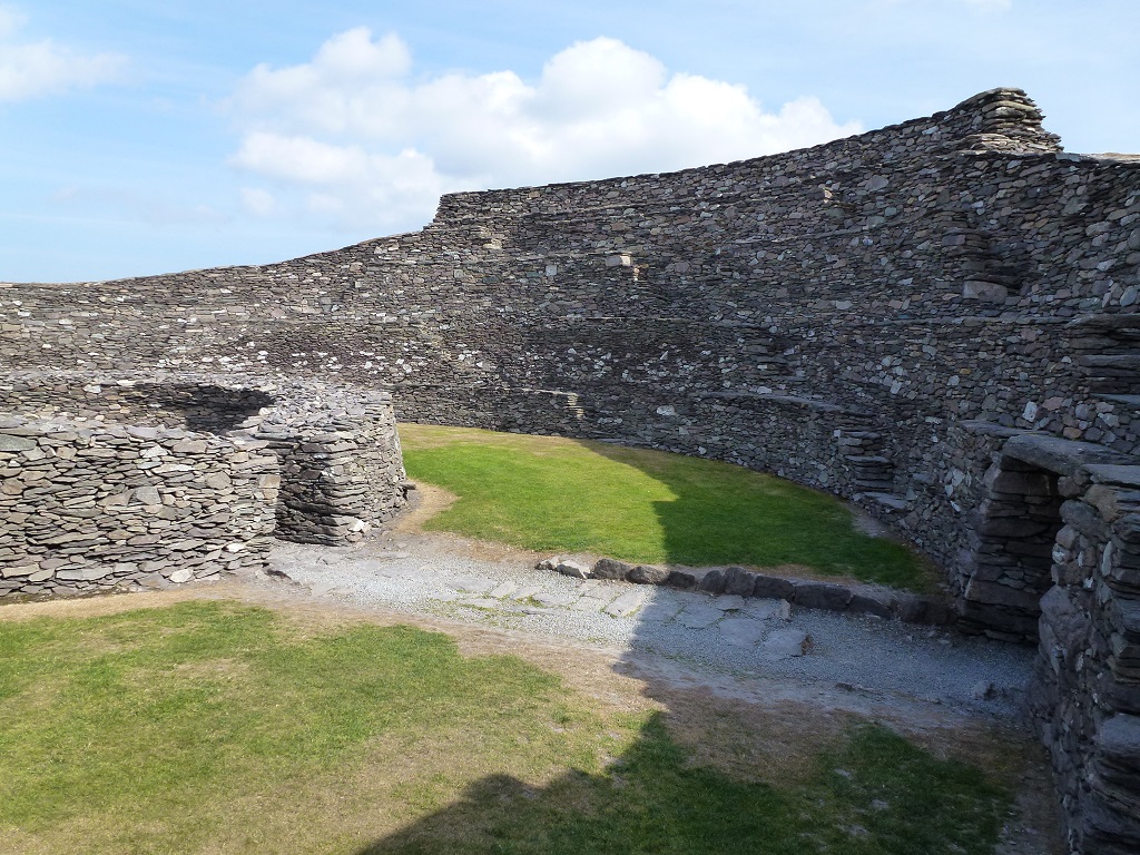 fort pres de cahersiveen promenade a pied du camping