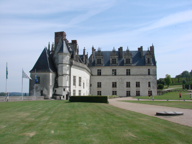 Dans la cour