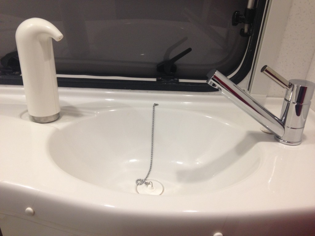 IMG_1714.jpg (169.82 Kio) Vu 46994 fois Robinetterie