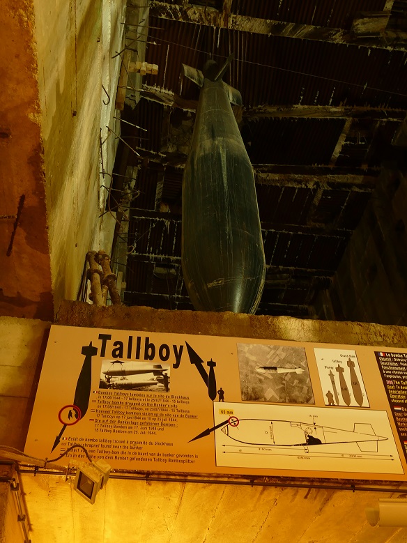 P1060434&.jpg