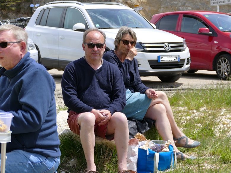 P1110659&.jpg