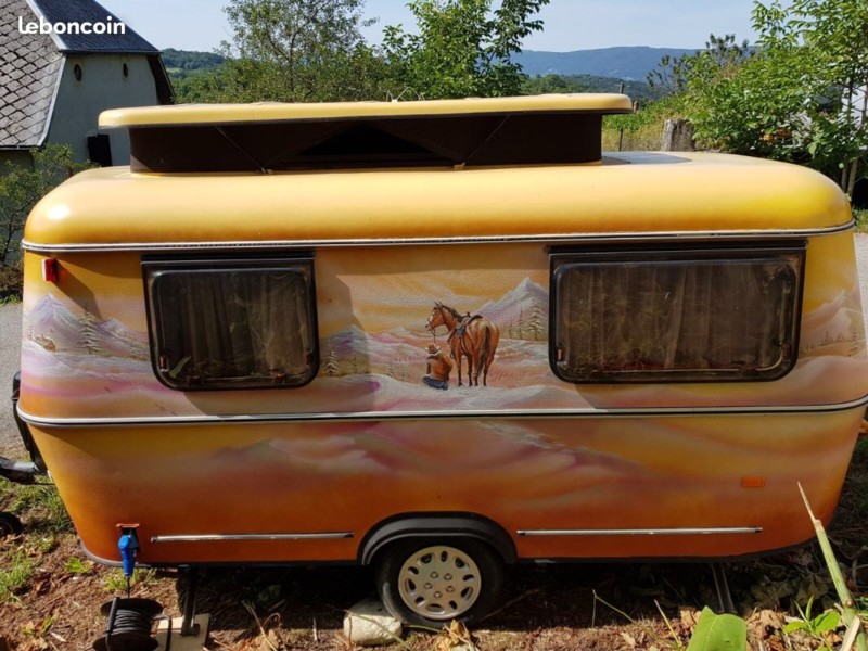 Eriba custom2.jpg