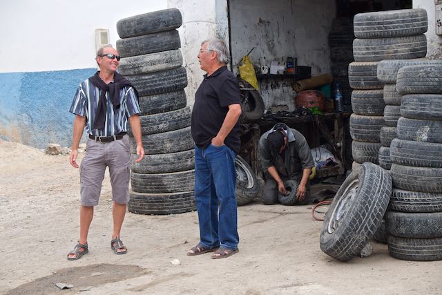 534    le réparateur (pneu).jpg