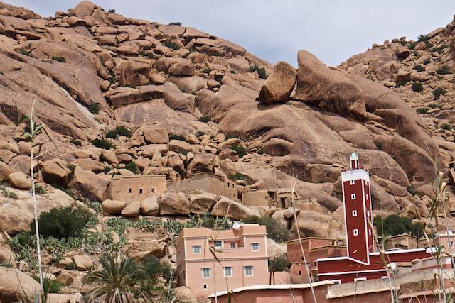 Lorsqu'un rocher se détache ce doit être très impressionnant