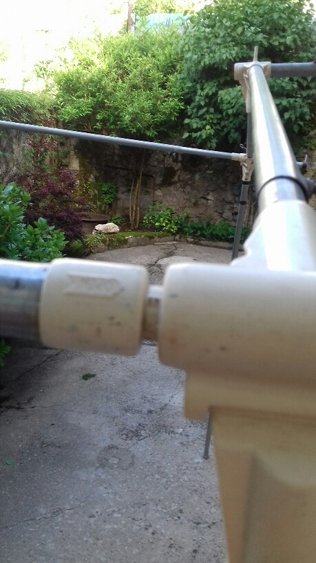 les clips plastiques  sont usés.jpg