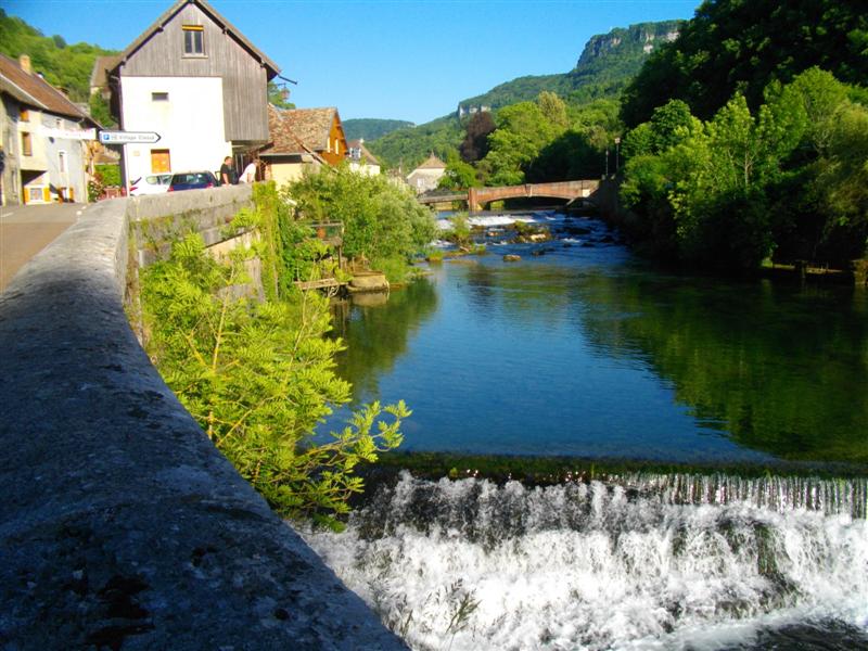 61 vallée de la loue.JPG