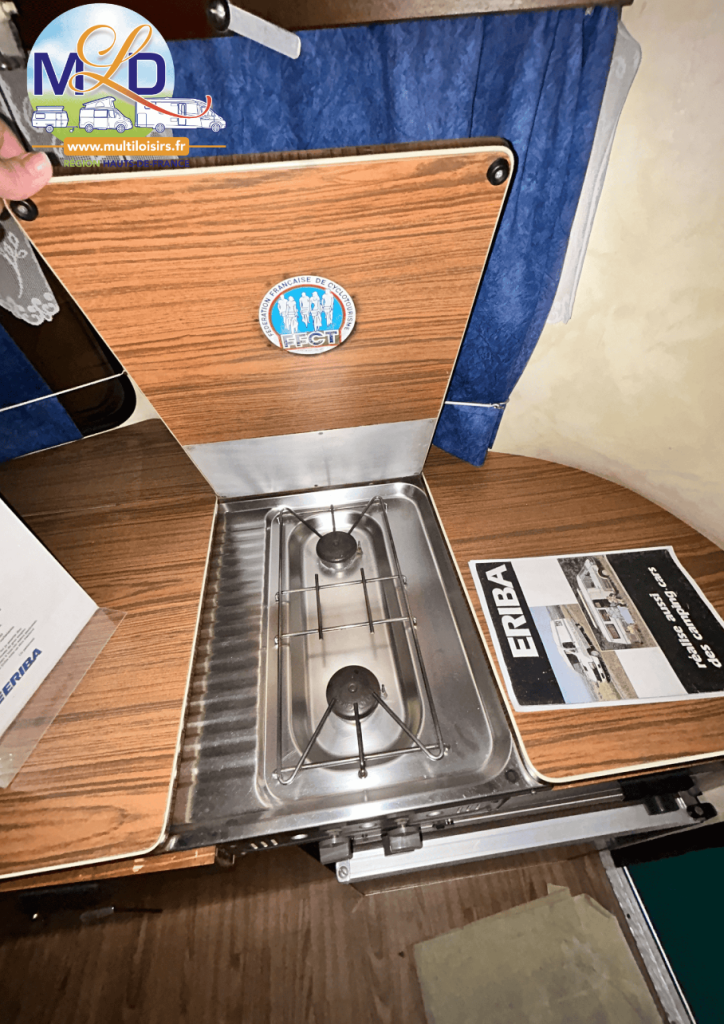 AY-945-AT_4 (10).png