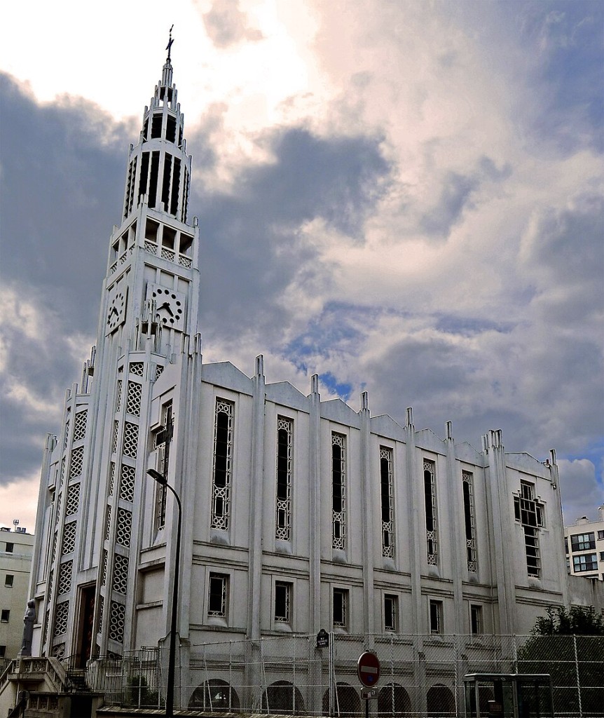 Paris eglise_St-Jean-Bosco.jpg