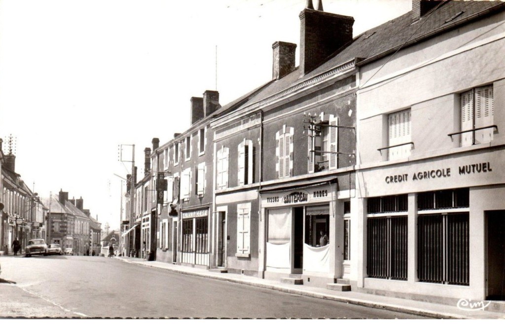Vailly-sur-Sauldre-18-la-grande-rue.jpg