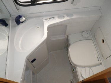 Triton420GT00_6.jpg