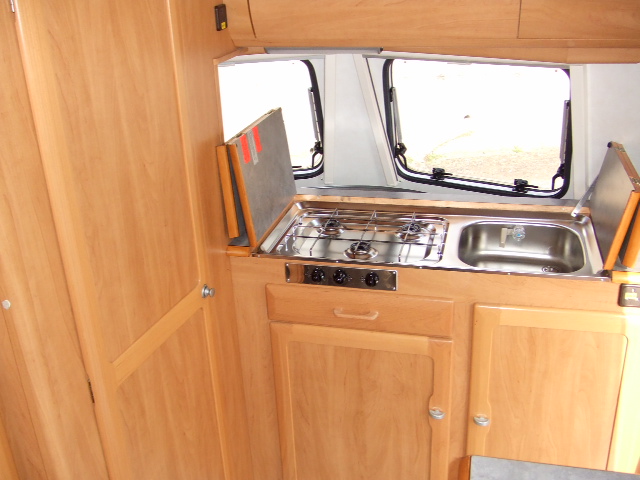 Triton420GT02_7.jpg