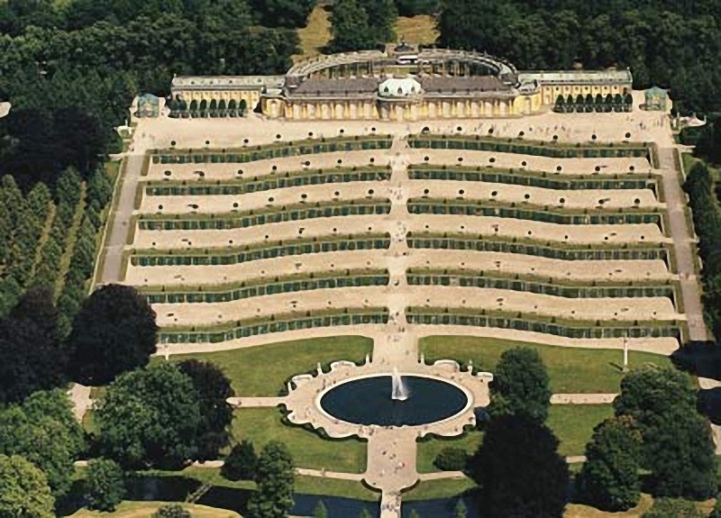 Potsdam_Sans_Souci_05.jpg