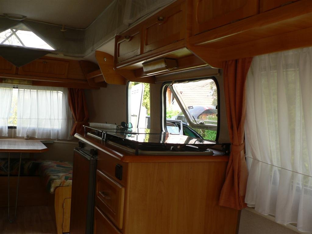 P1040113 (Large).JPG