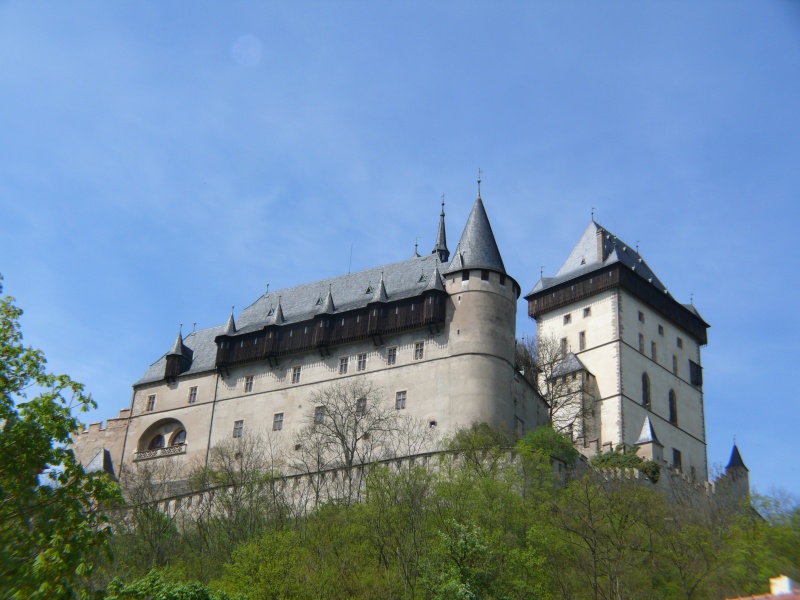 26 le chateau   tel qu'on le voit en montant à pied.JPG