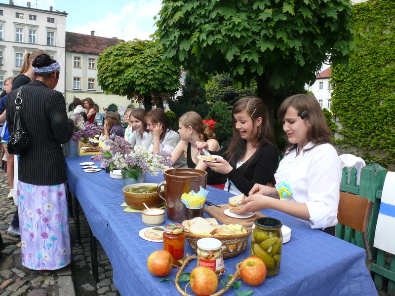 Paczkow - fête des écoliers_1.jpg