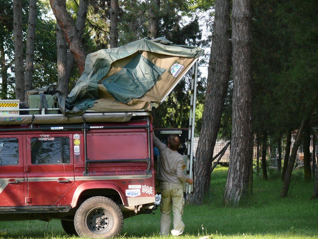 2-Land Rover_02.jpg