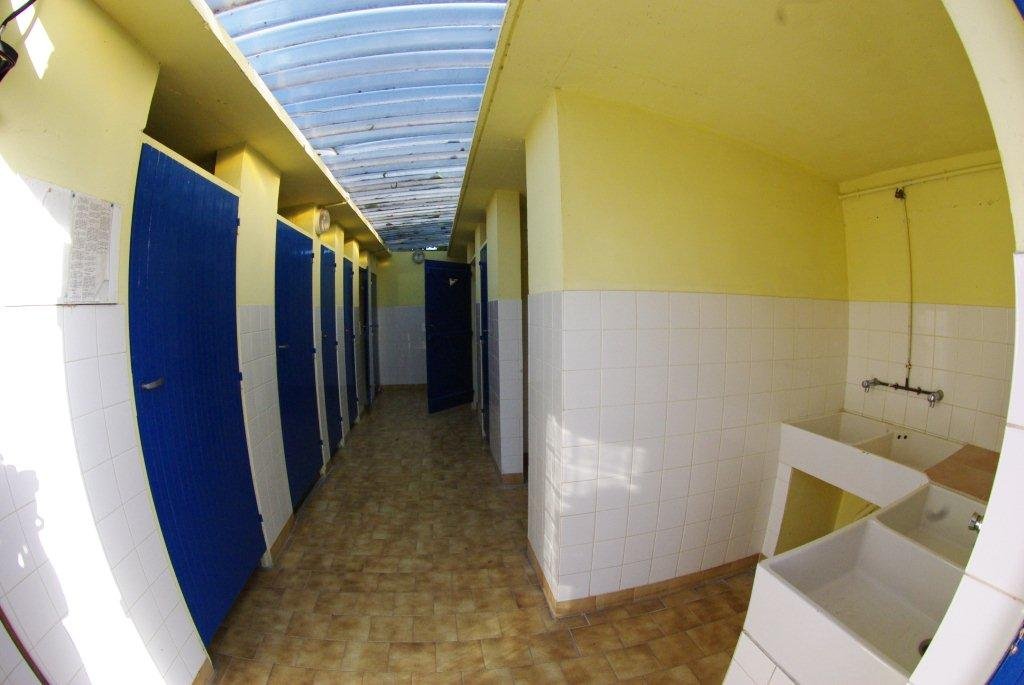 Des sanitaires simples mais propres !