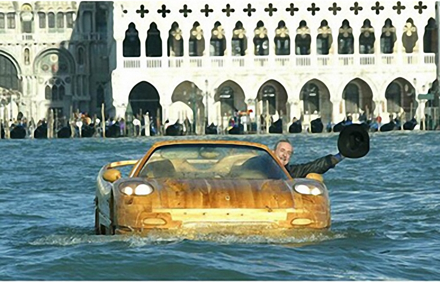 auto amphibie.jpg
