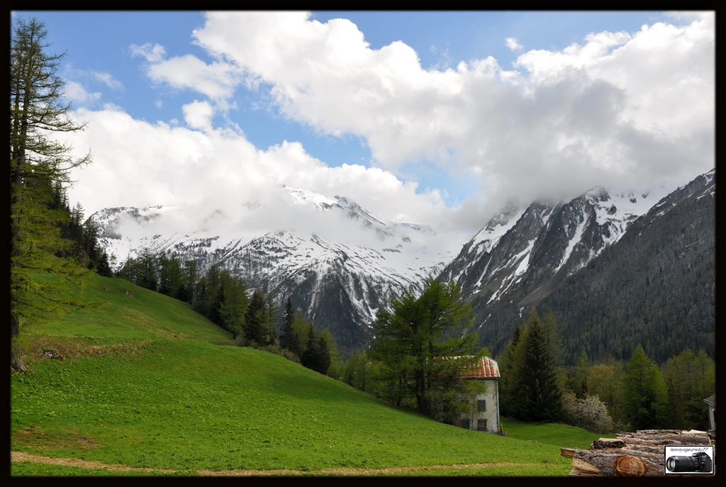 Montagnes et nuages.....