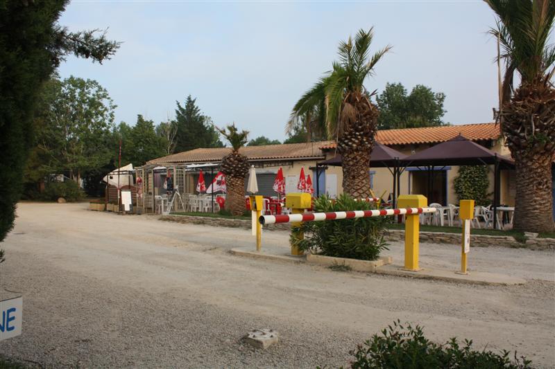 Etape à Saint Laurent d'Aigouze au camping "Fleur de Camargue"
