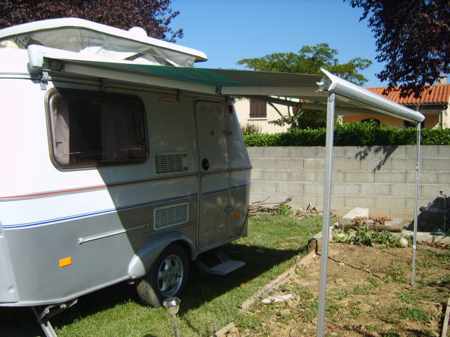 S8001646.JPG