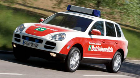 S0-Porsche-Cayenne-Ambulance-73636.jpg