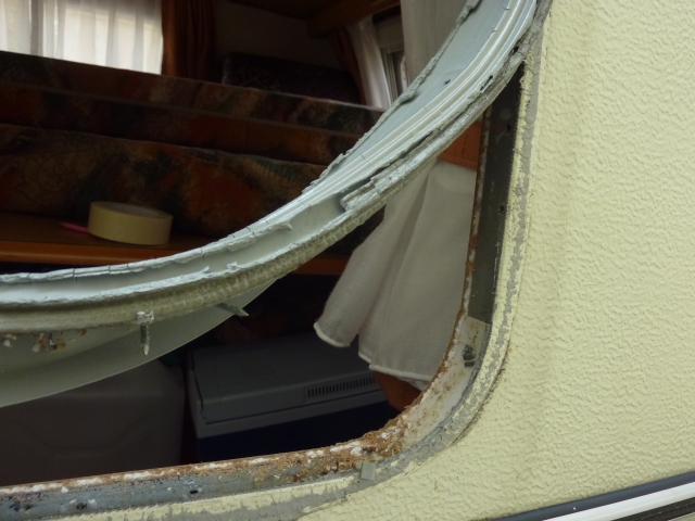 Dépose du joint avant les pointes