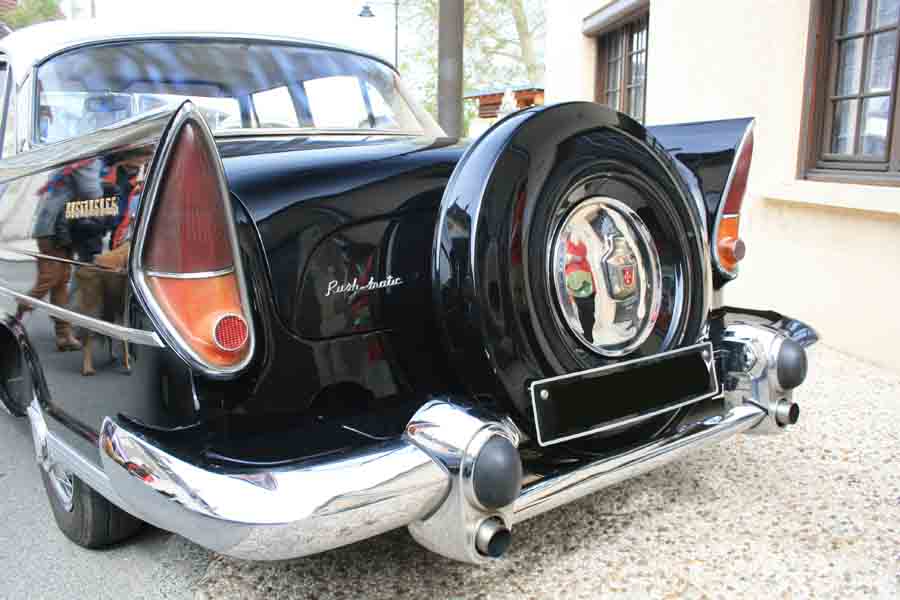 Simca Présidence.
