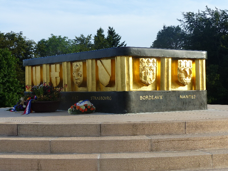 P1020430(1).JPG
