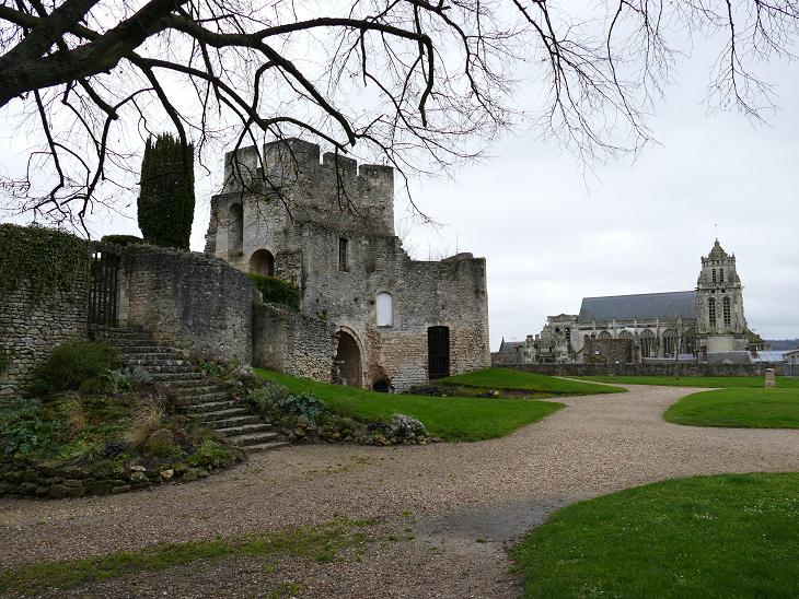 chateau et église de gisors