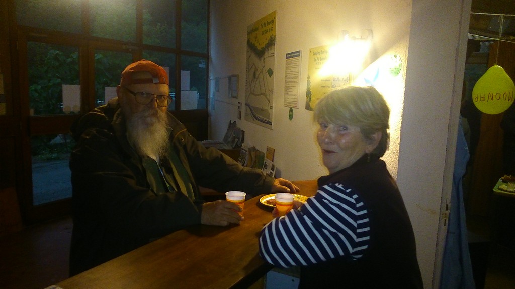 Non c'est pas un bar, c'est l’accueil du camping municipal. Là ou on paie ! !quand on oublie pas ! ! ! !