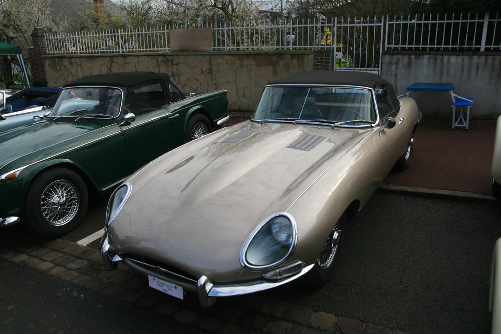 Jaguar type E