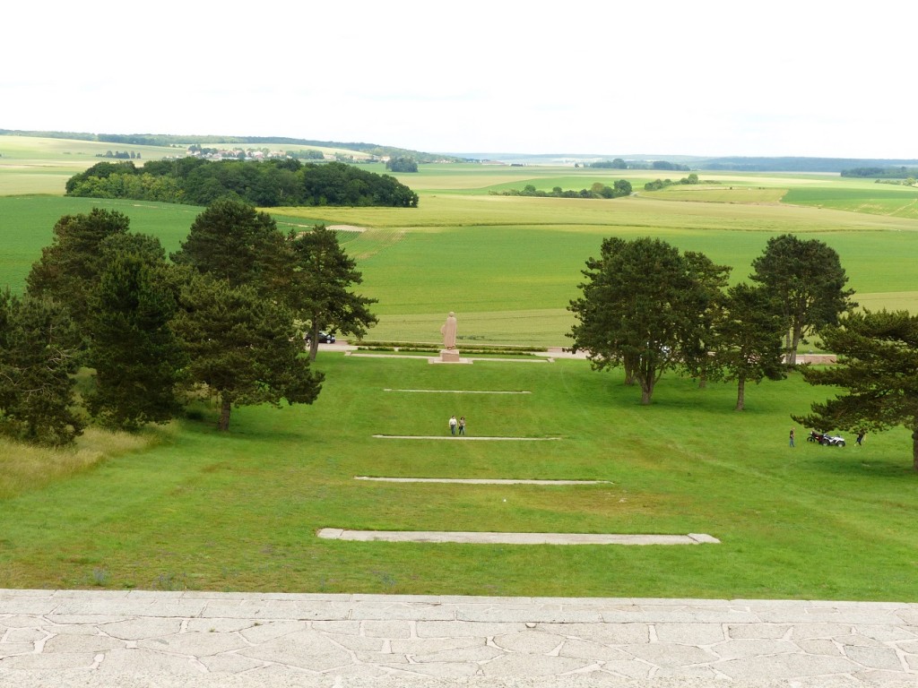 fantômes de landowski à beugneux 02 (1).JPG