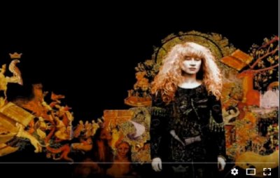 Loreena.jpg