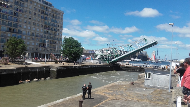 2 (Copier).jpg