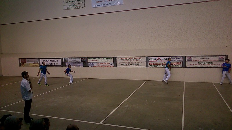 Score 27 à 40. Très beau match.