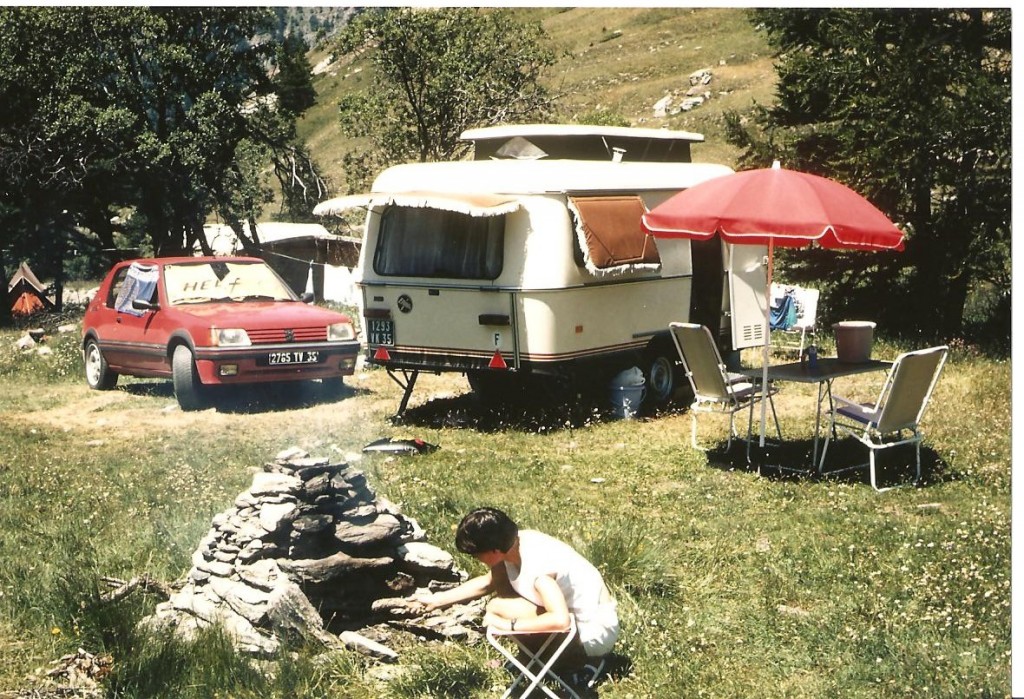 1989 12.jpg