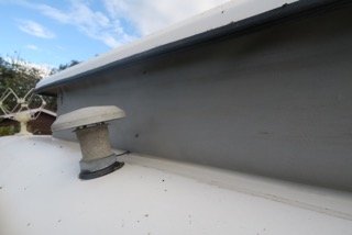 Il manque une réhausse pour le tuyau de cheminée. Est-ce grave ? Important ?